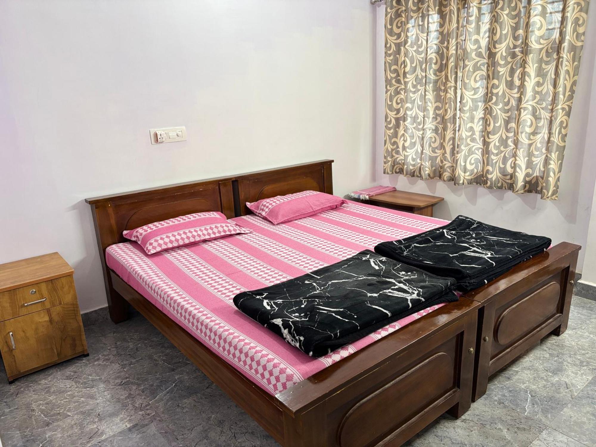 Srishti Homestay Madikeri Exterior photo